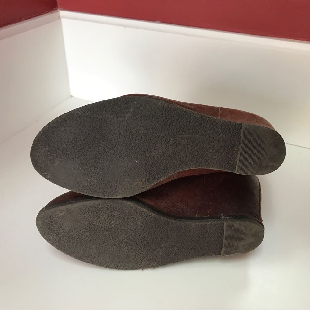 LUCKY Brand Keno Perforated Dark Camel Suede Leather Wedge Bootie (7) - Picture 5 of 11